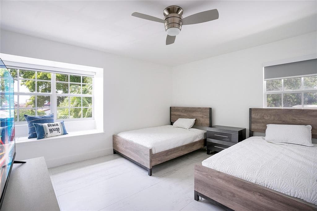 1940 Harbourview Drive, Fort Lauderdale, FL 33316 — photo 31 of 45