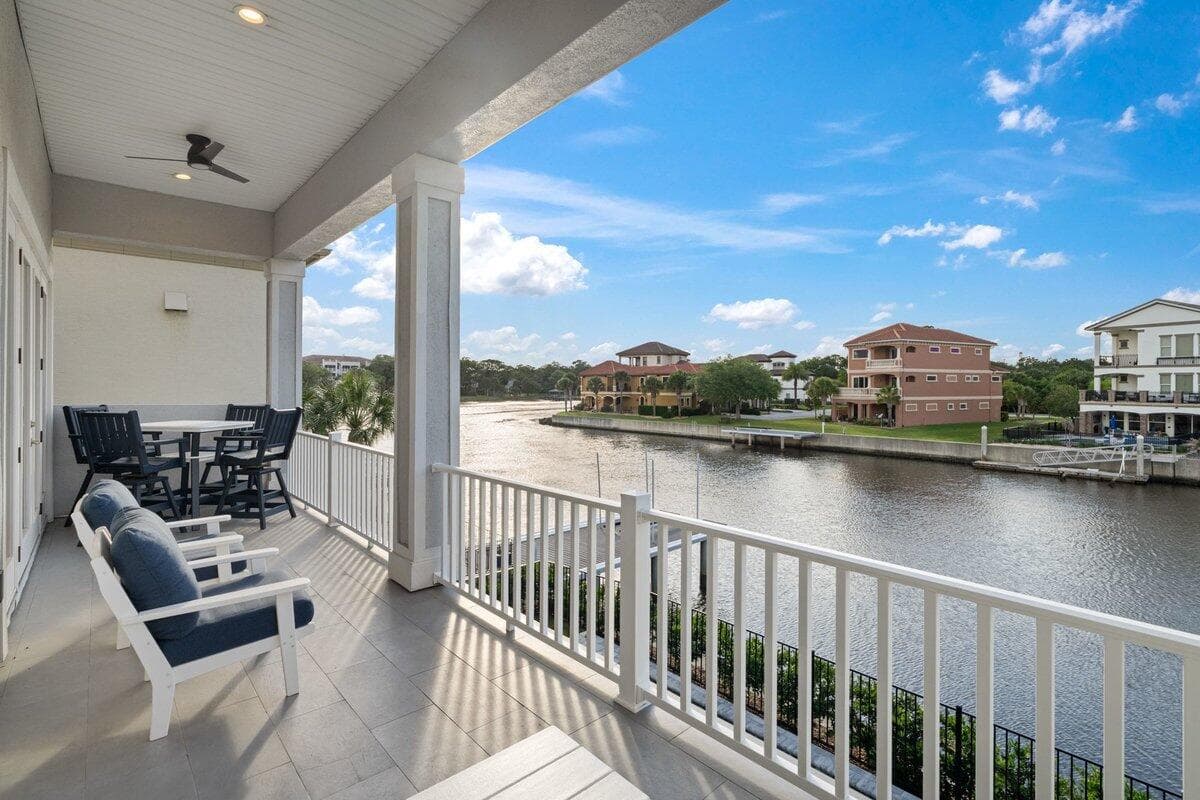 18 Spinaker Circle, Palm Coast, FL 32137 — photo 3 of 74