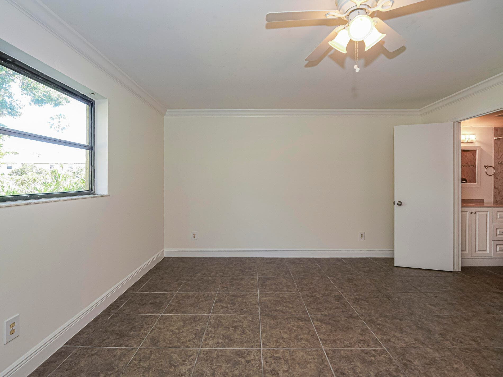 400 18th Street G2, Vero Beach, FL 32960 — photo 18 of 27