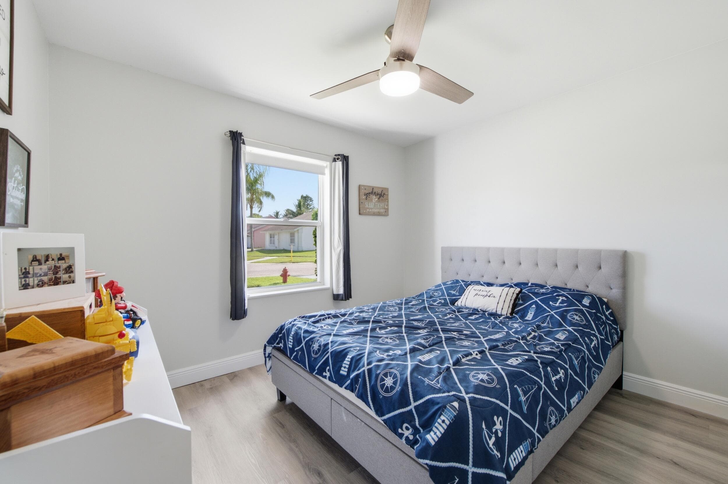 5635 Lake George Place, Lake Worth, FL 33463 — photo 22 of 41