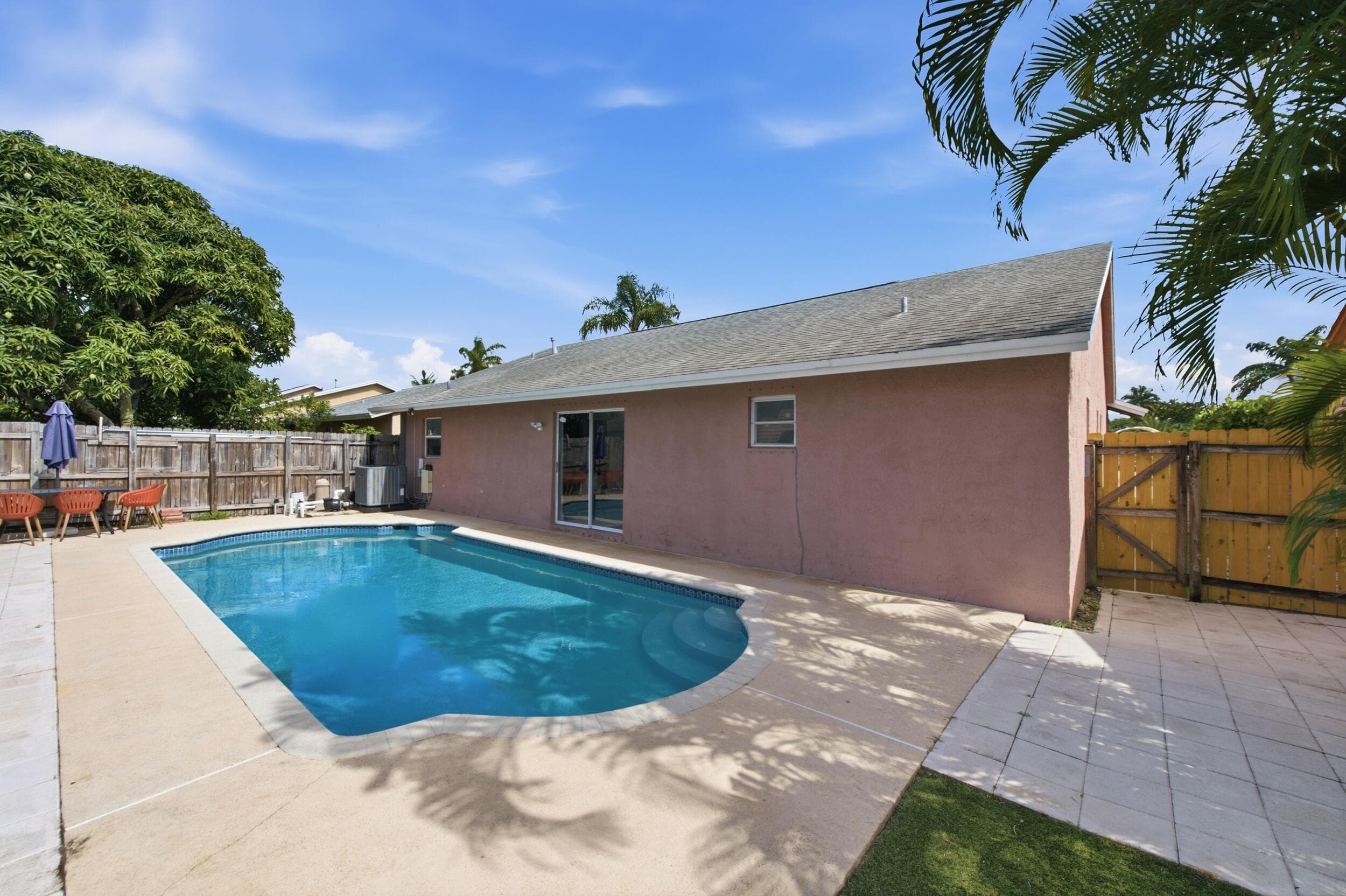 5635 Lake George Place, Lake Worth, FL 33463 — photo 26 of 41