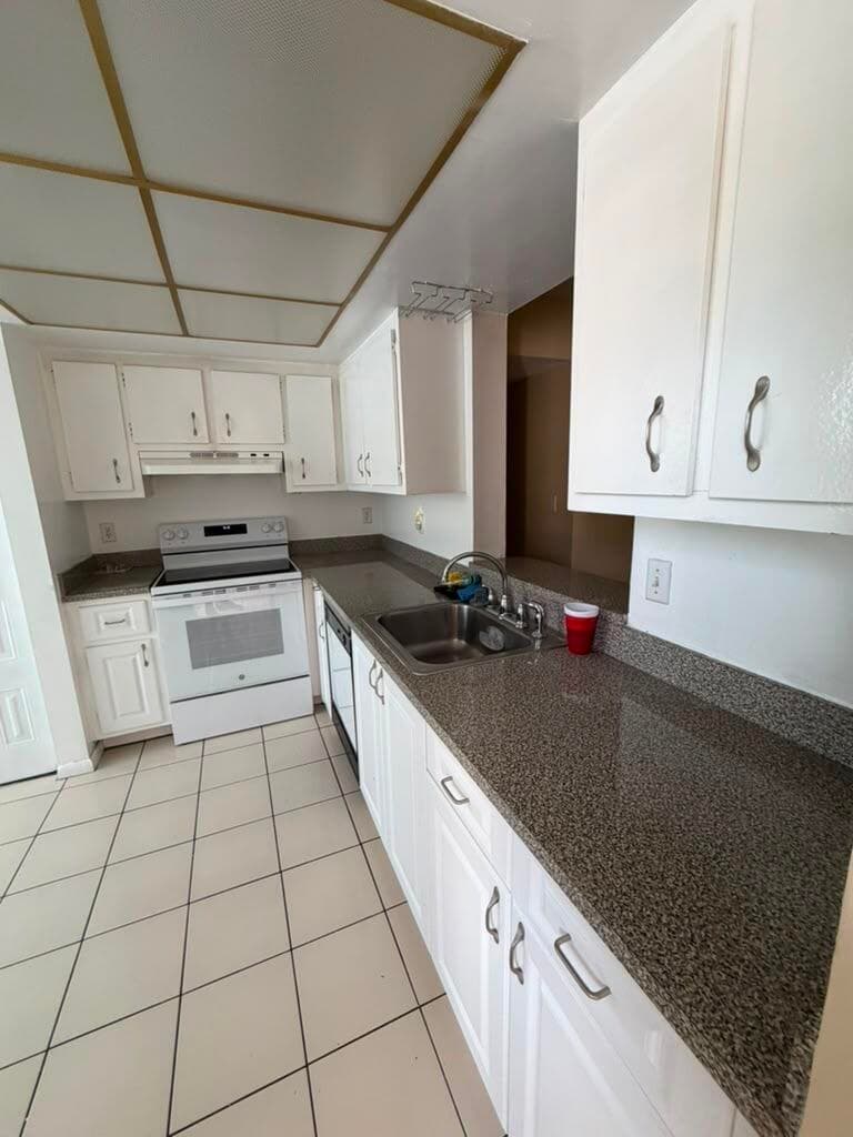 7895 Margate Boulevard 203, Margate, FL 33063 — photo 4 of 14
