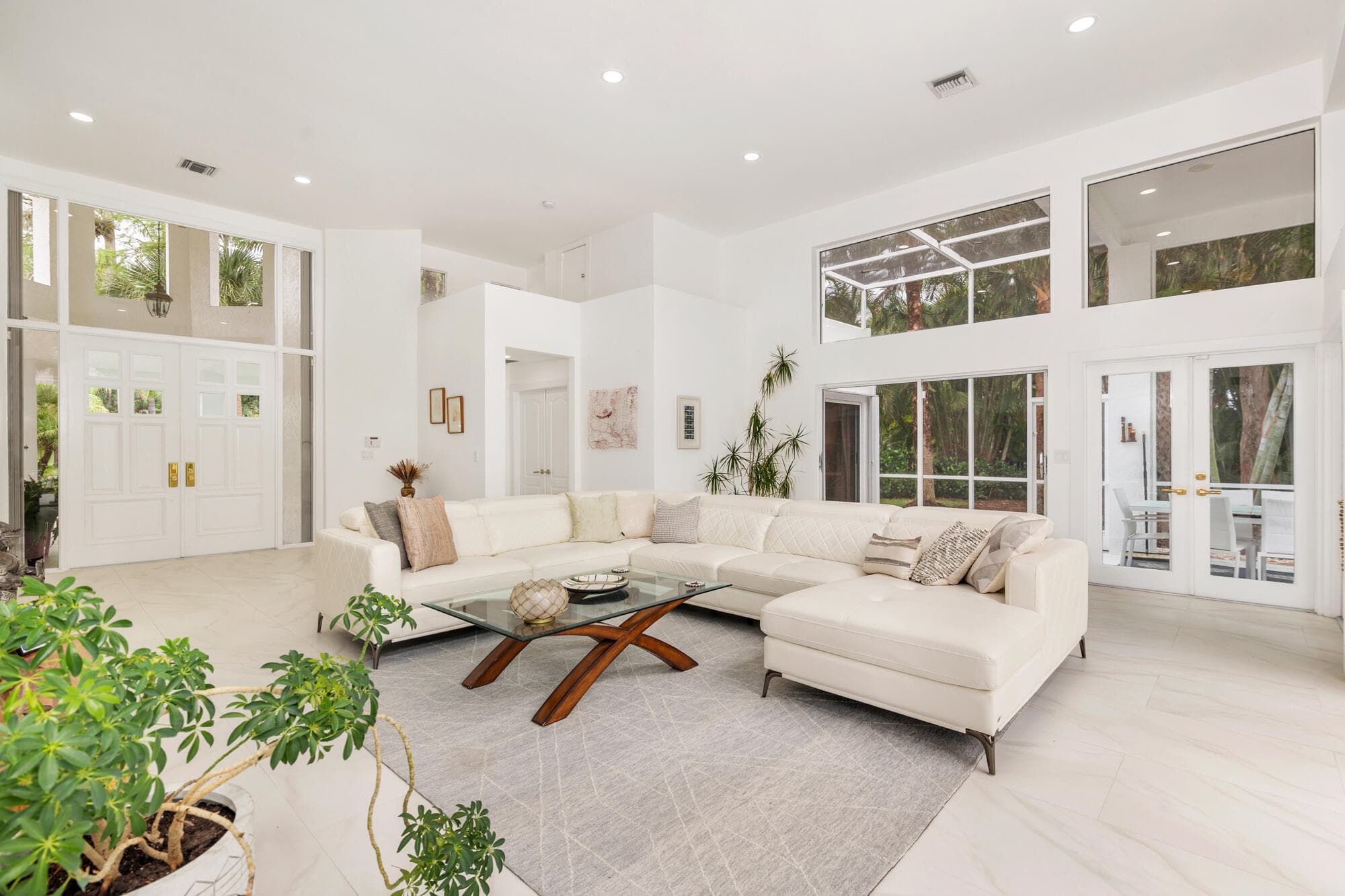 1084 Seagull Park Road S, West Palm Beach, FL 33411 — photo 11 of 59
