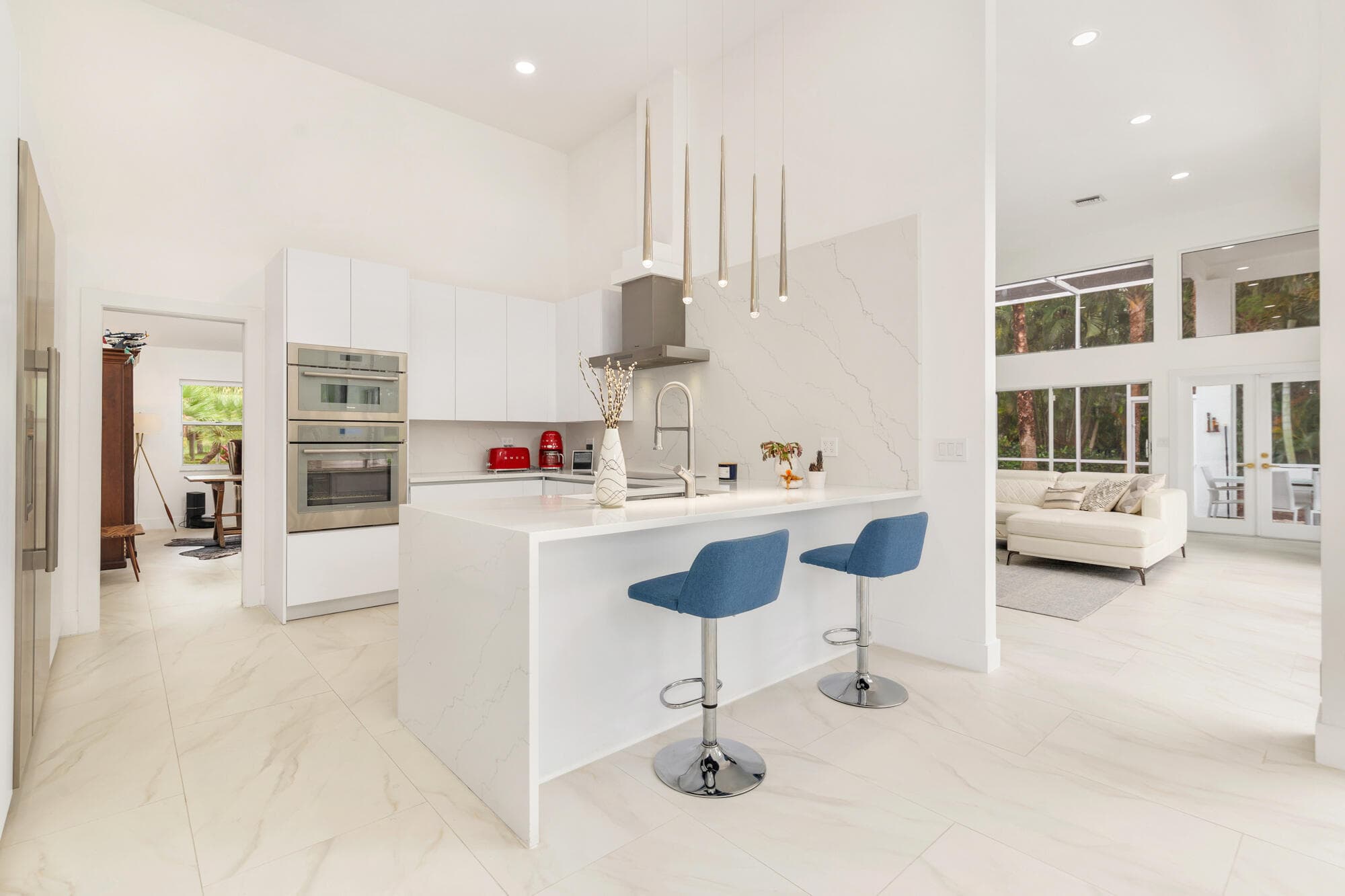 1084 Seagull Park Road S, West Palm Beach, FL 33411 — photo 13 of 59