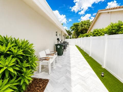 885 Nafa Drive, Boca Raton, FL 33487 — photo 13 of 40