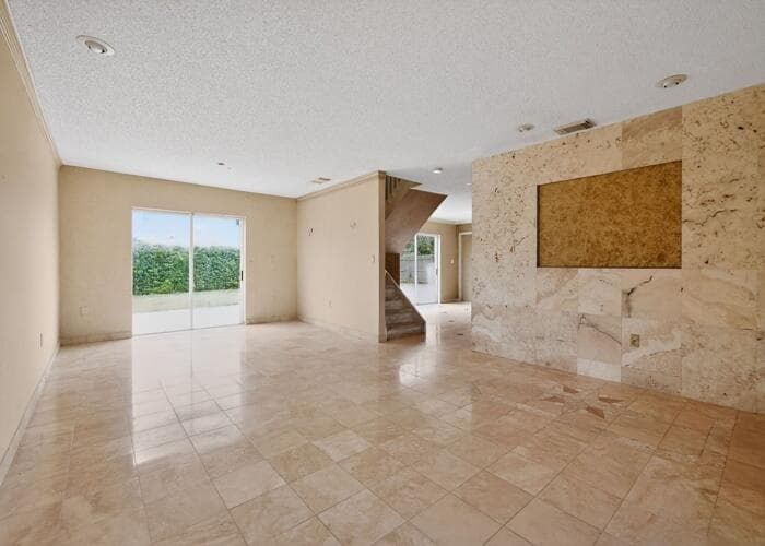 18123 SW 154th Avenue, Miami, FL 33187 — photo 5 of 22