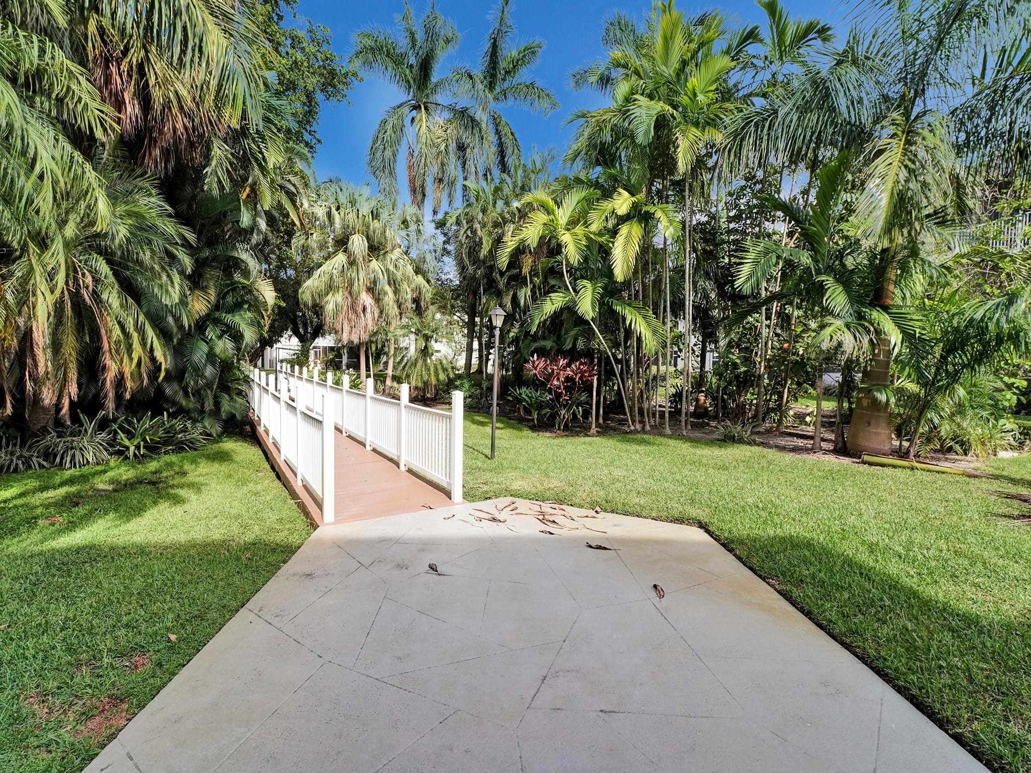 4025 N Federal Highway B311, Fort Lauderdale, FL 33308 — photo 1 of 44