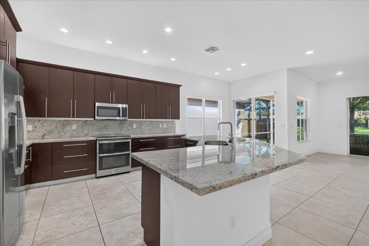 8681 Cathedral Peak Court, Boynton Beach, FL 33473 — photo 6 of 50