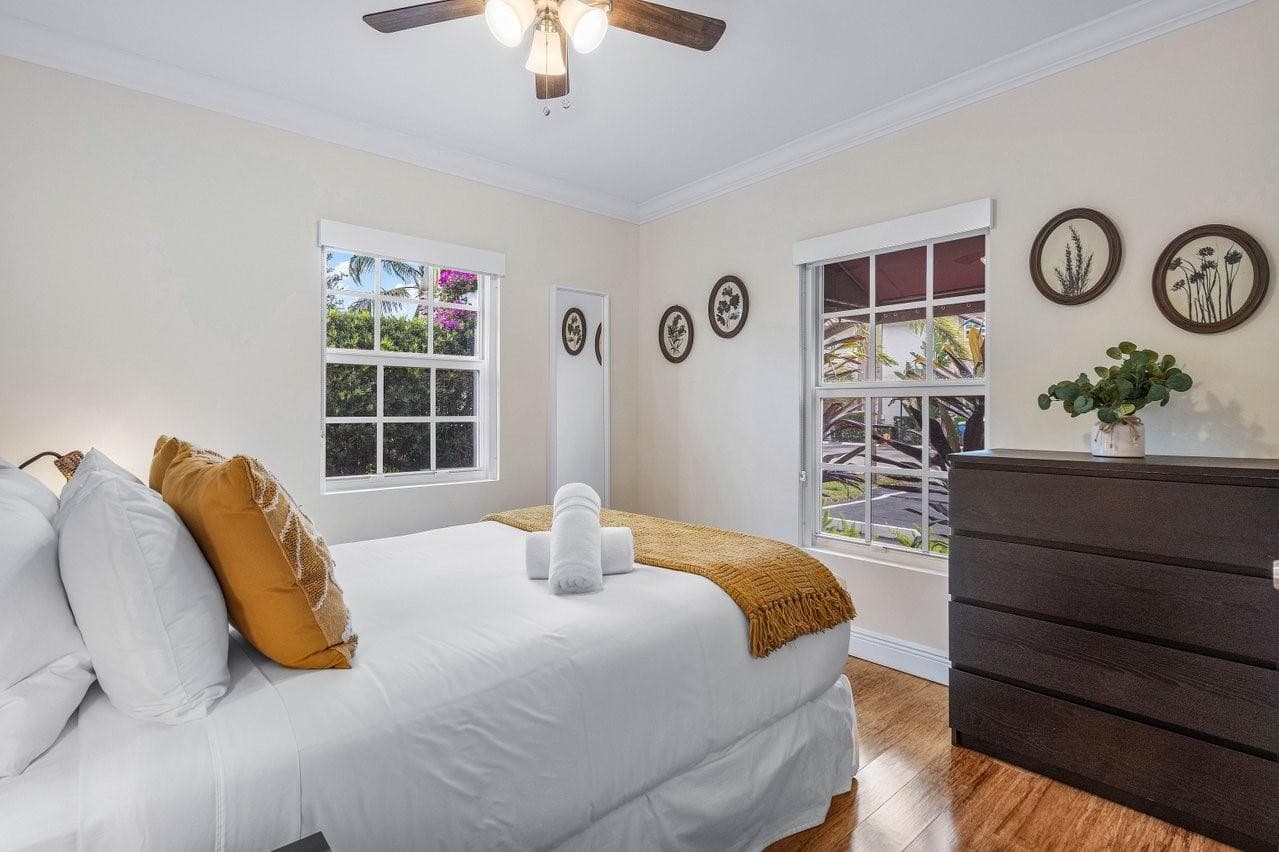 615 & 617 NE 9th Avenue, Fort Lauderdale, FL 33304 — photo 14 of 91