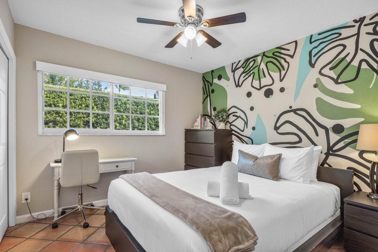 615 & 617 NE 9th Avenue, Fort Lauderdale, FL 33304 — photo 29 of 91