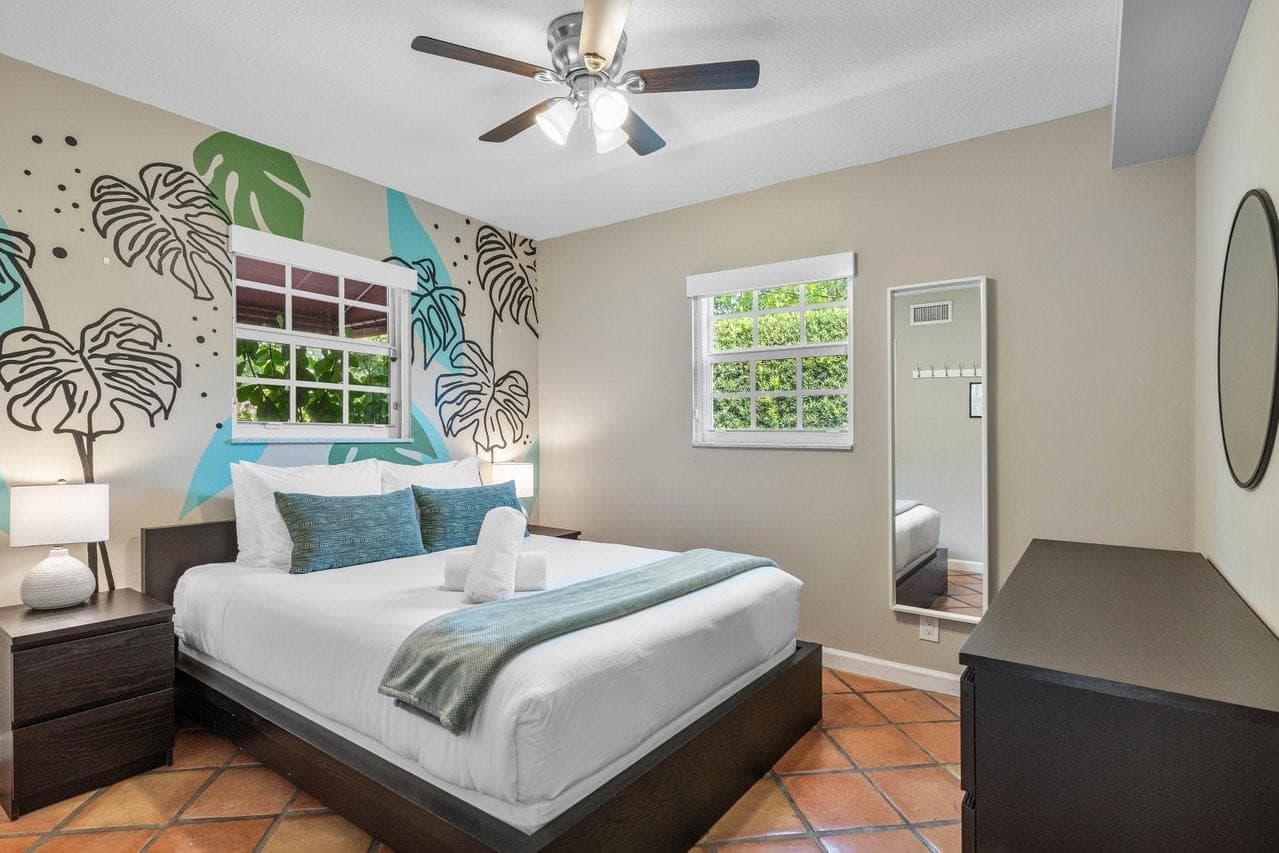615 & 617 NE 9th Avenue, Fort Lauderdale, FL 33304 — photo 30 of 91