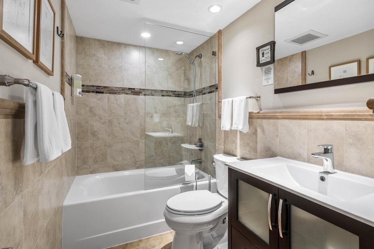 615 & 617 NE 9th Avenue, Fort Lauderdale, FL 33304 — photo 31 of 91