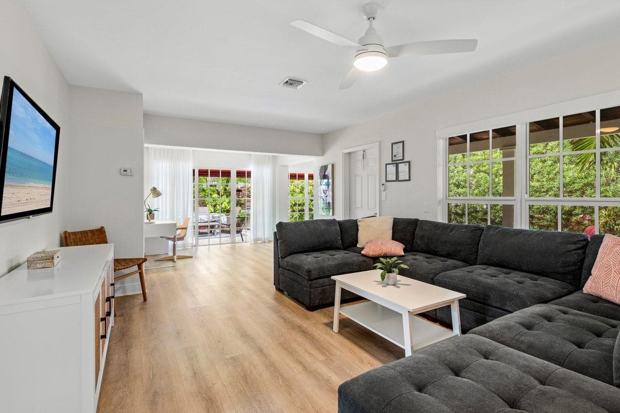 615 & 617 NE 9th Avenue, Fort Lauderdale, FL 33304 — photo 41 of 91