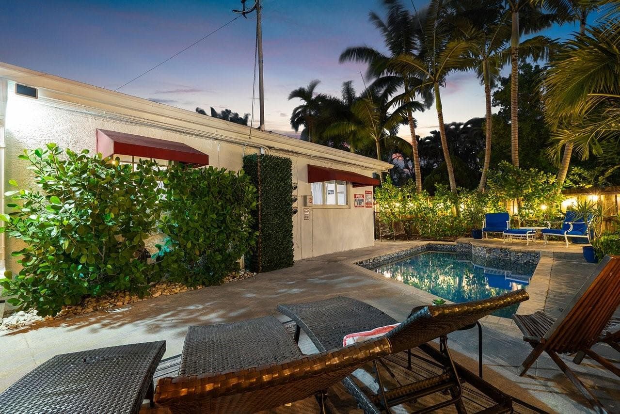 615 & 617 NE 9th Avenue, Fort Lauderdale, FL 33304 — photo 85 of 91