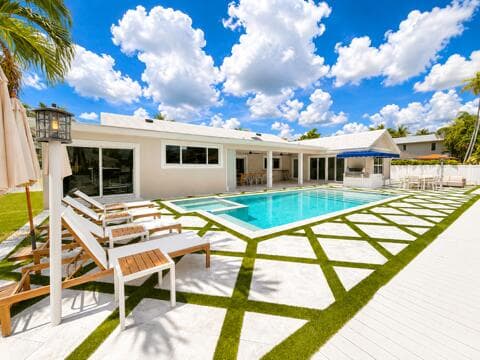 885 Nafa Drive, Boca Raton, FL 33487 — photo 9 of 36