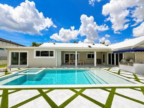 885 Nafa Drive, Boca Raton, FL 33487 — photo 11 of 36