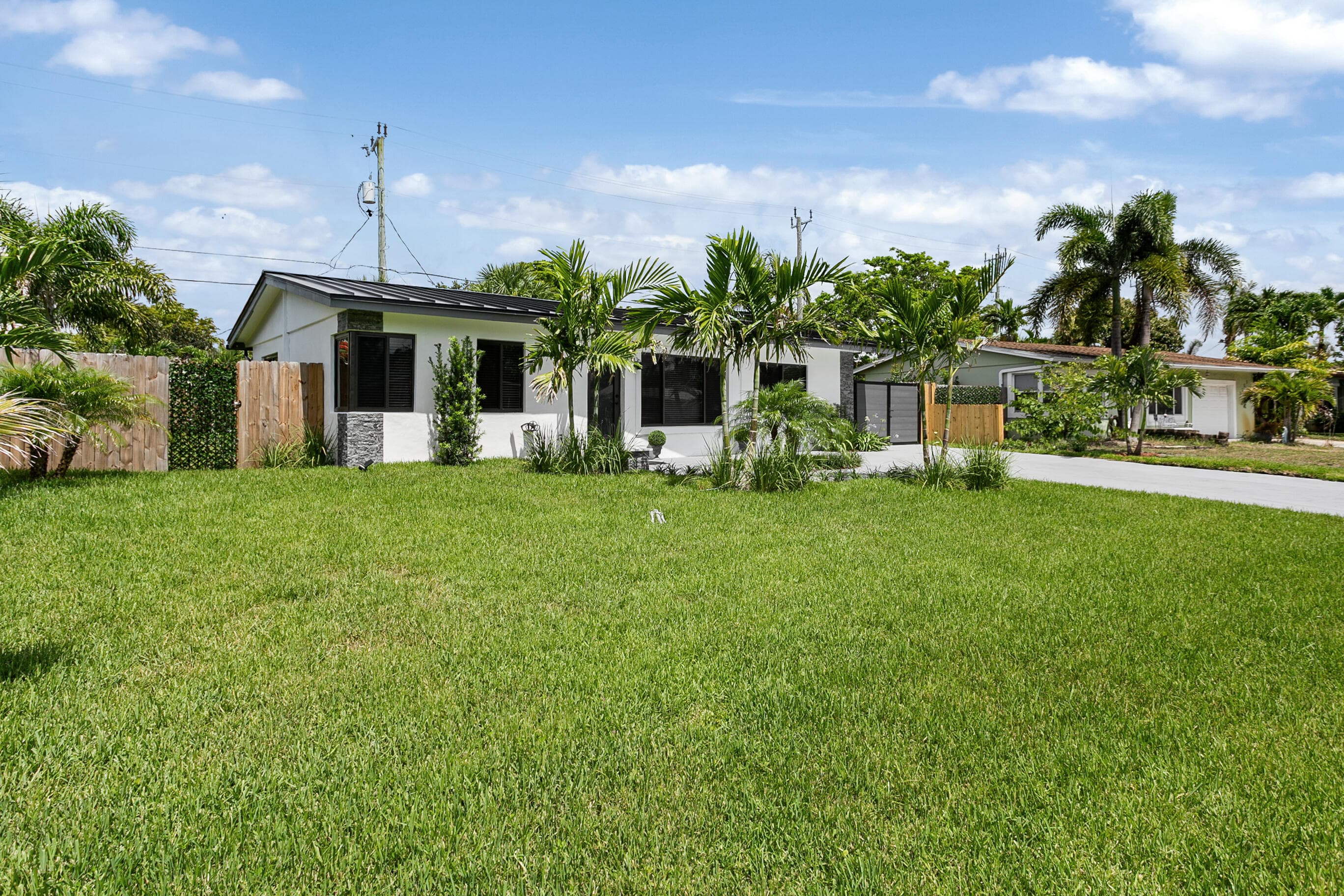 3141 NE 14th Avenue, Pompano Beach, FL 33064 — photo 39 of 41