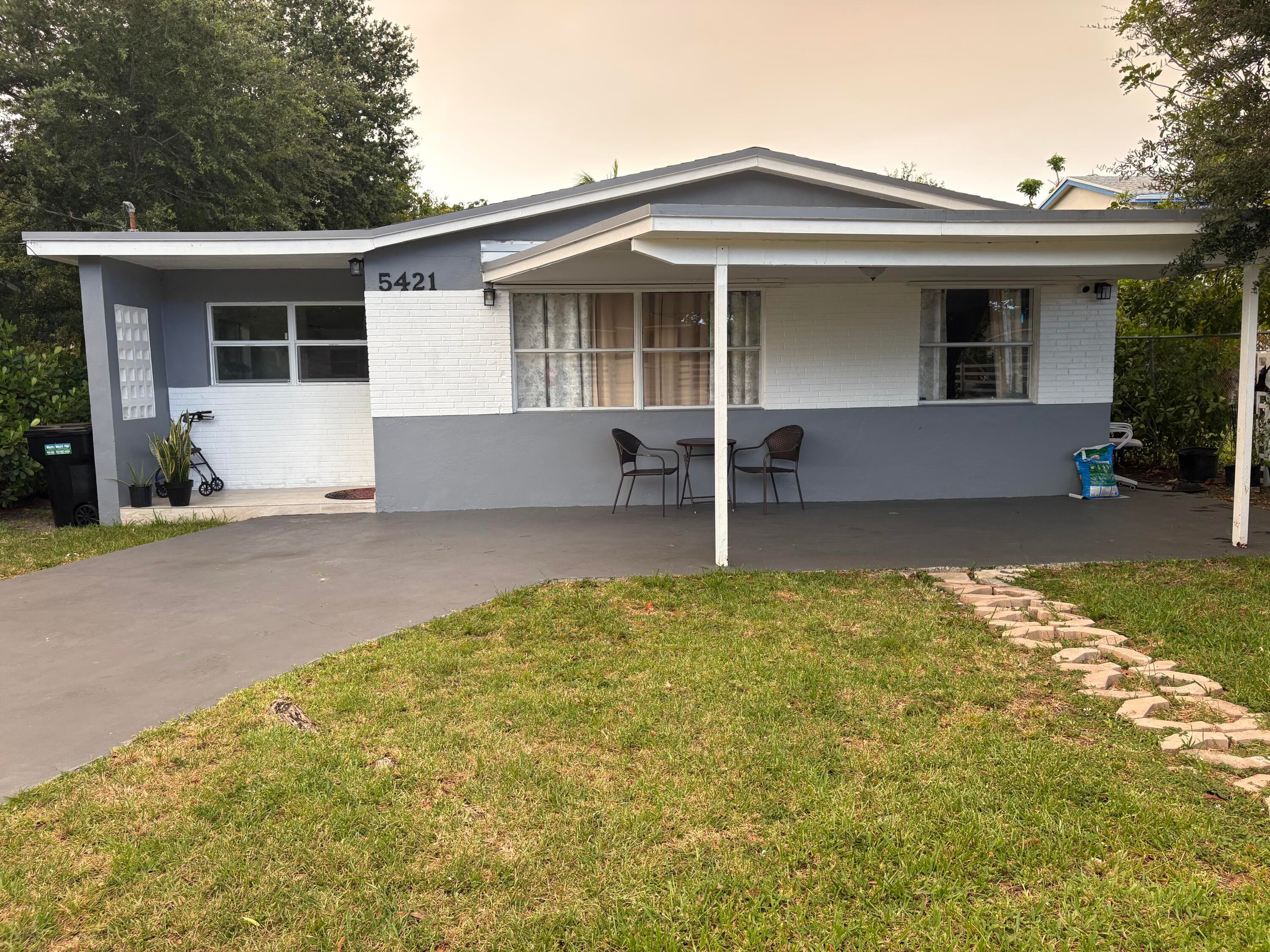5421 SW 24th Street, West Park, FL 33023 — photo 6 of 6