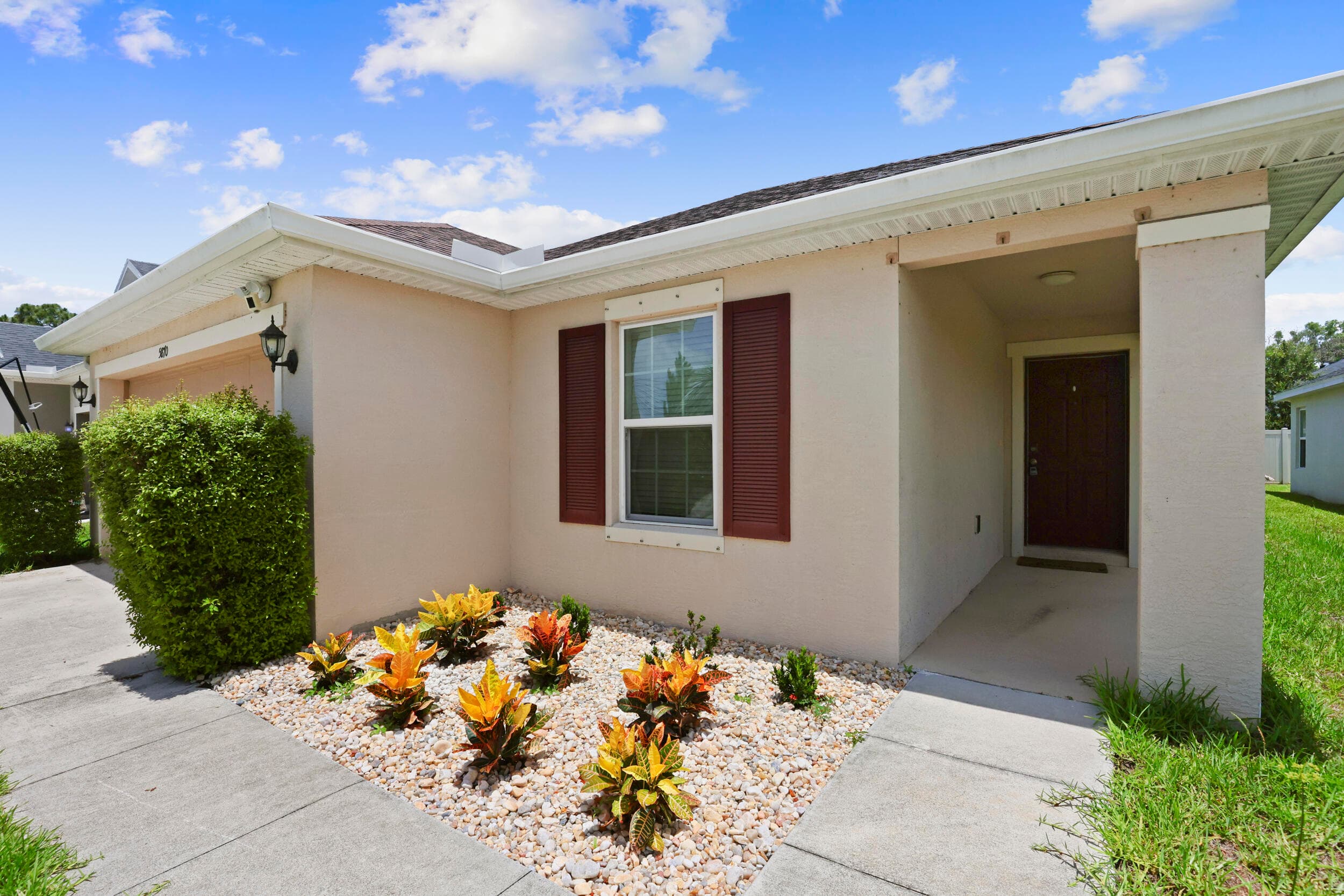 5870 NW Pine Trail Circle, Port St. Lucie, FL 34983 — photo 3 of 36