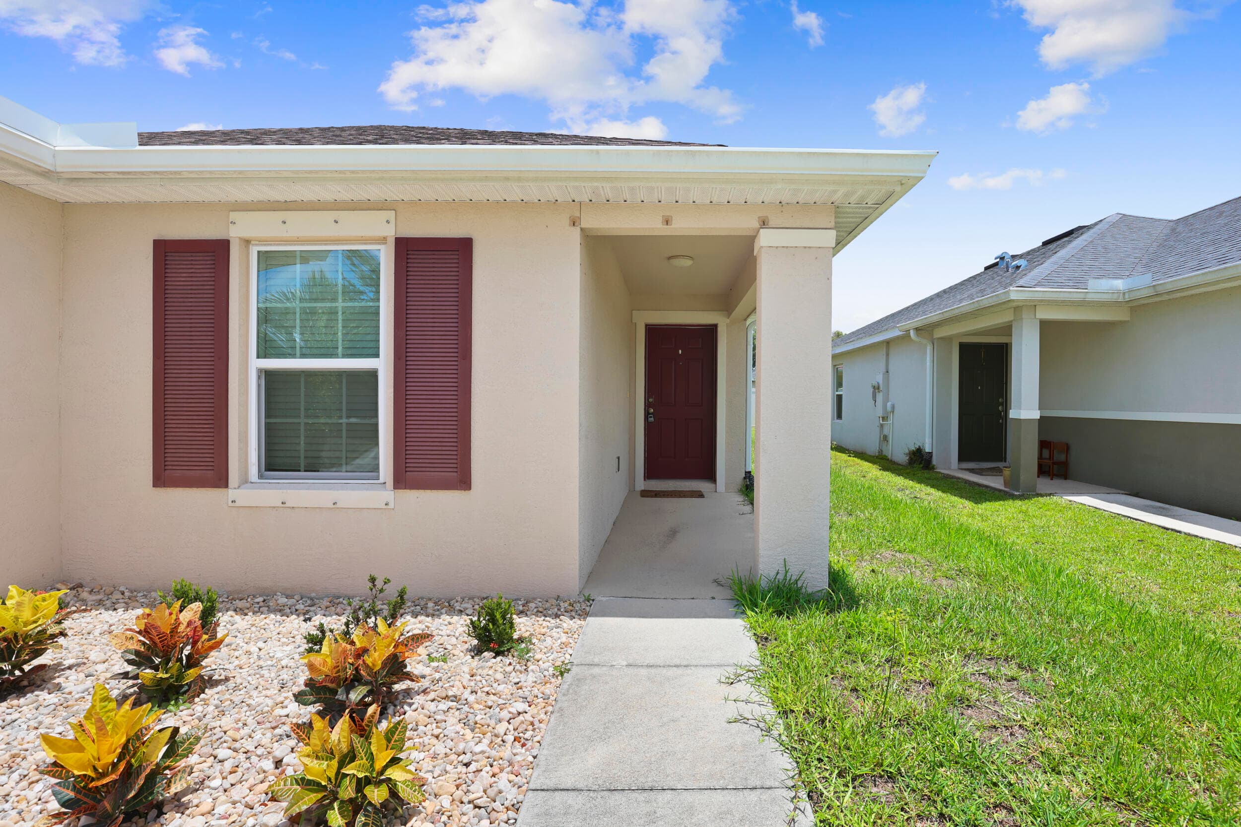 5870 NW Pine Trail Circle, Port St. Lucie, FL 34983 — photo 4 of 36
