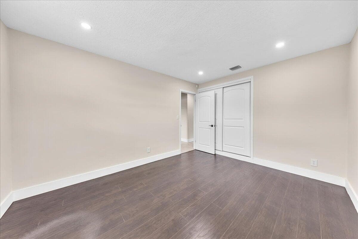 611 N Highland Drive, Hollywood, FL 33021 — photo 24 of 36