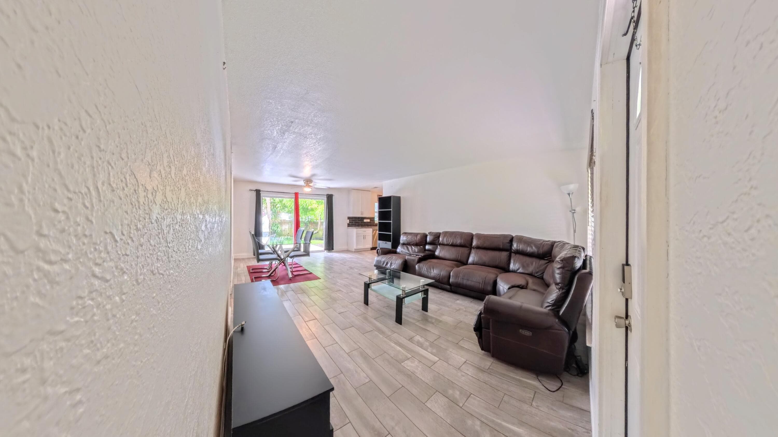 1719 15th Avenue N, Lake Worth Beach, FL 33460 — photo 5 of 43