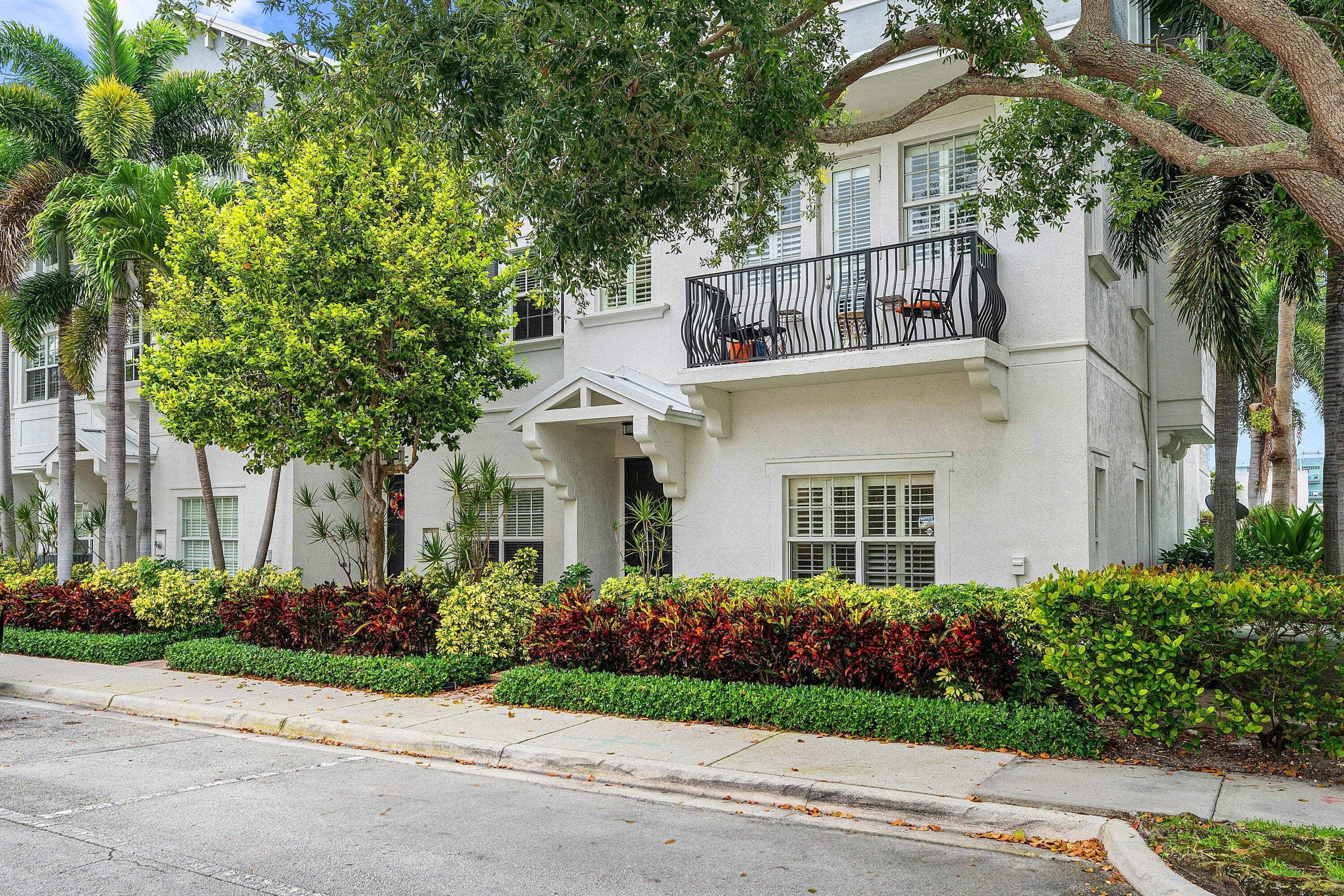 290 NE 5th Avenue 9, Delray Beach, FL 33483 — photo 6 of 38