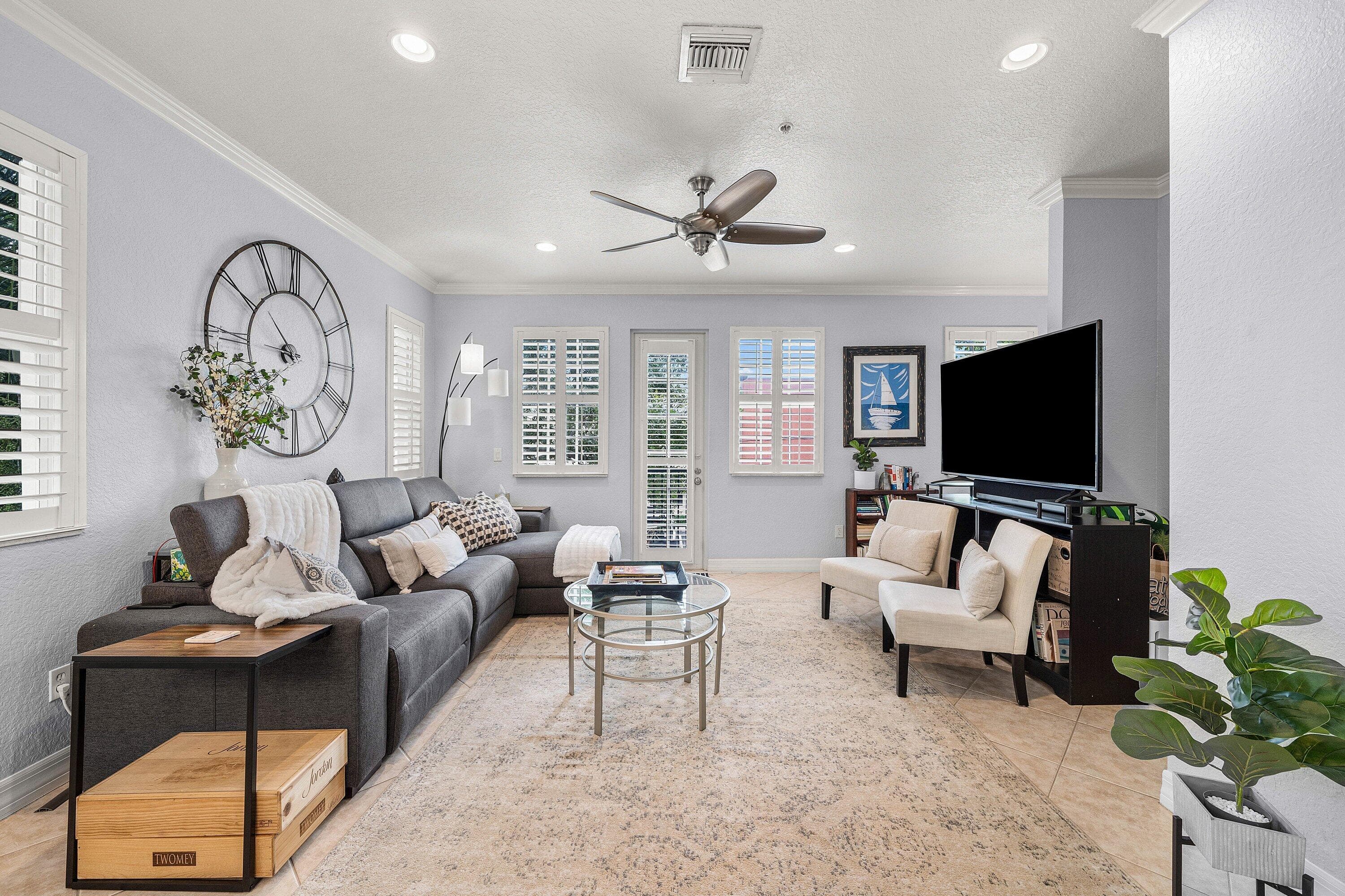 290 NE 5th Avenue 9, Delray Beach, FL 33483 — photo 14 of 38
