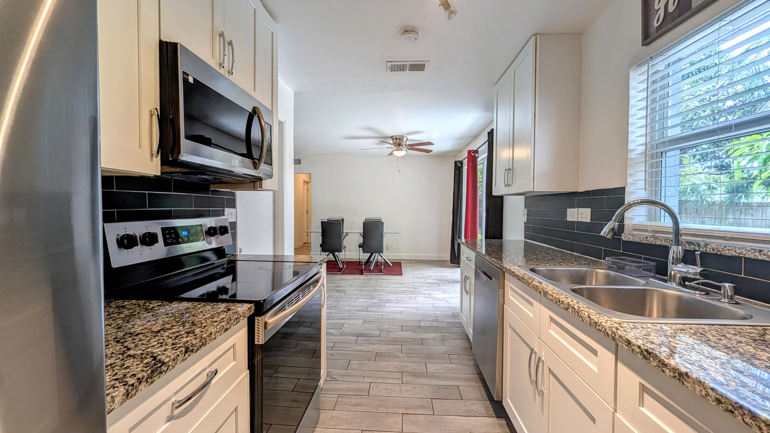 1719 15th Avenue N, Lake Worth Beach, FL 33460 — photo 14 of 43