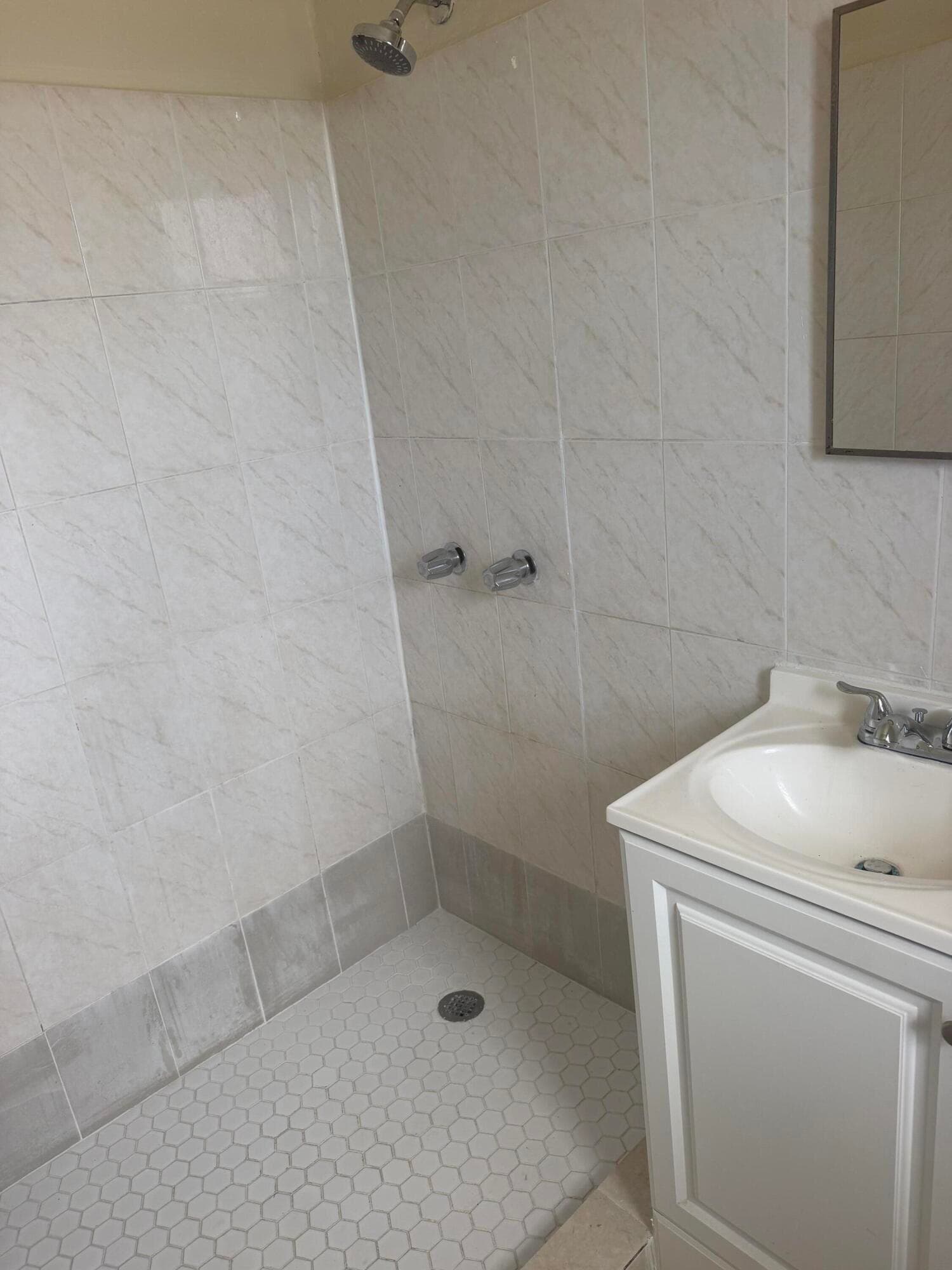 7803 NW 8th Avenue, Miami, FL 33150 — photo 12 of 23
