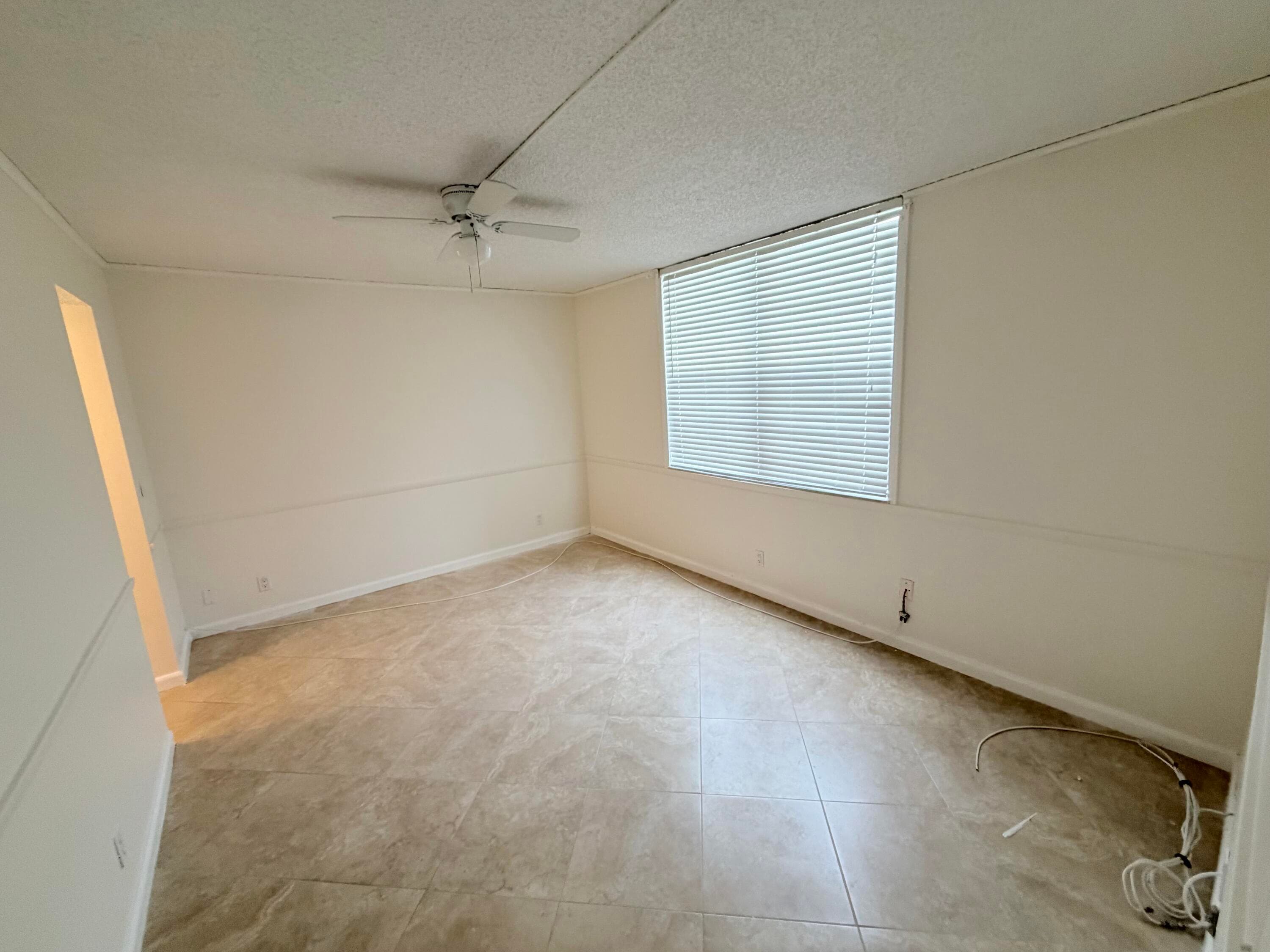 9230 Lagoon Place 110, Davie, FL 33324 — photo 8 of 40