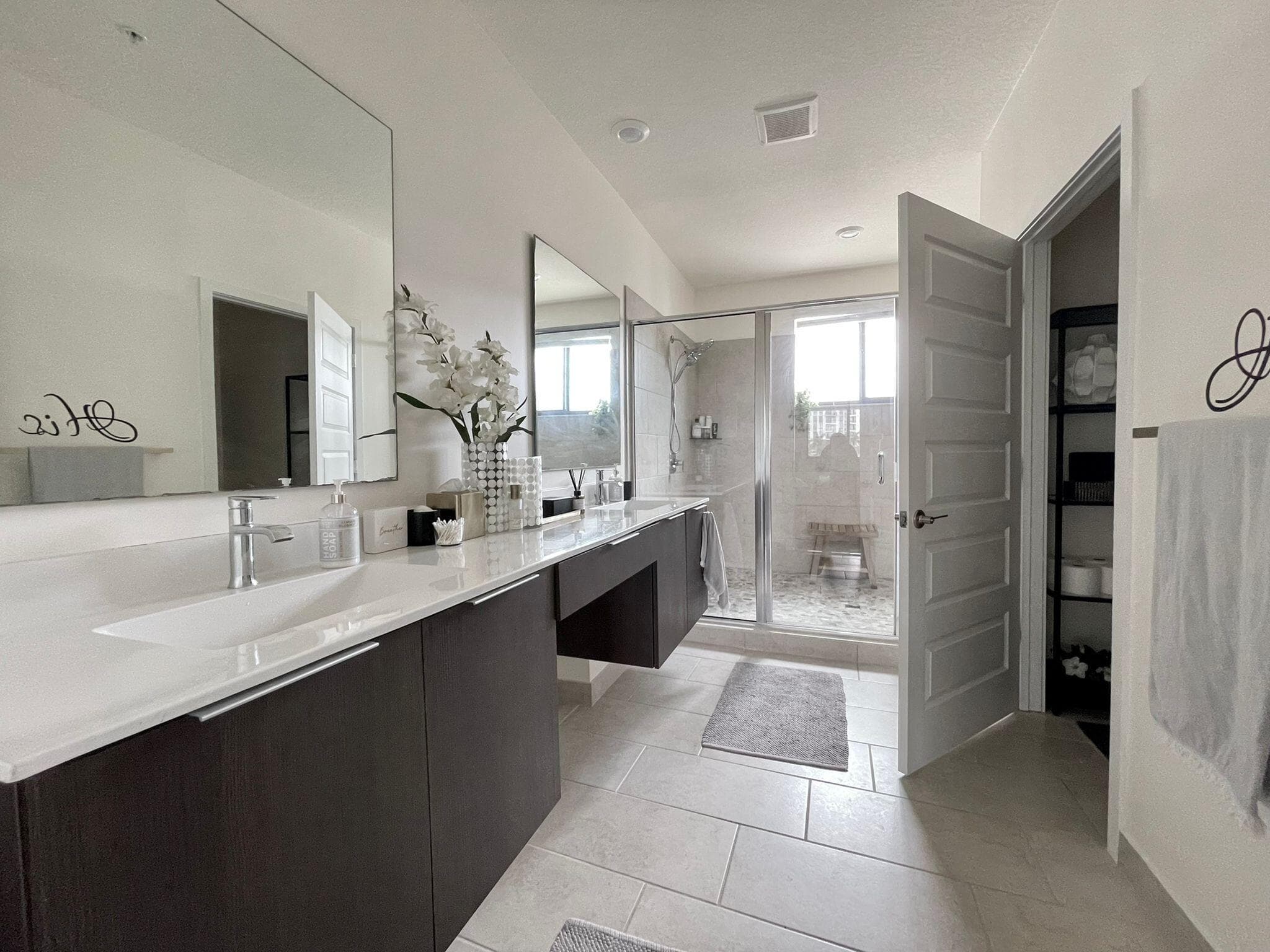 4713 NW 84th Court, Doral, FL 33166 — photo 18 of 35