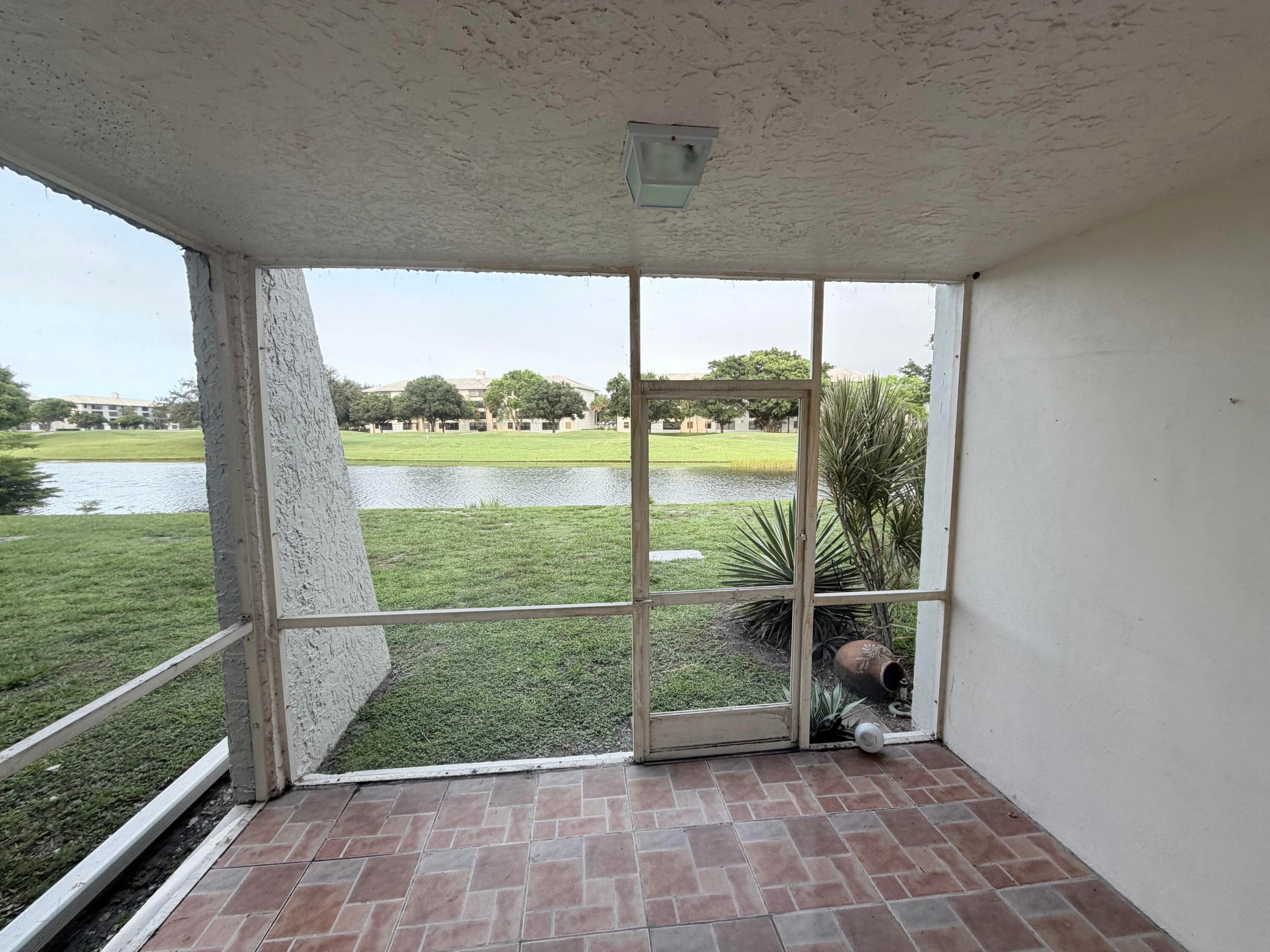 9230 Lagoon Place 110, Davie, FL 33324 — photo 14 of 40