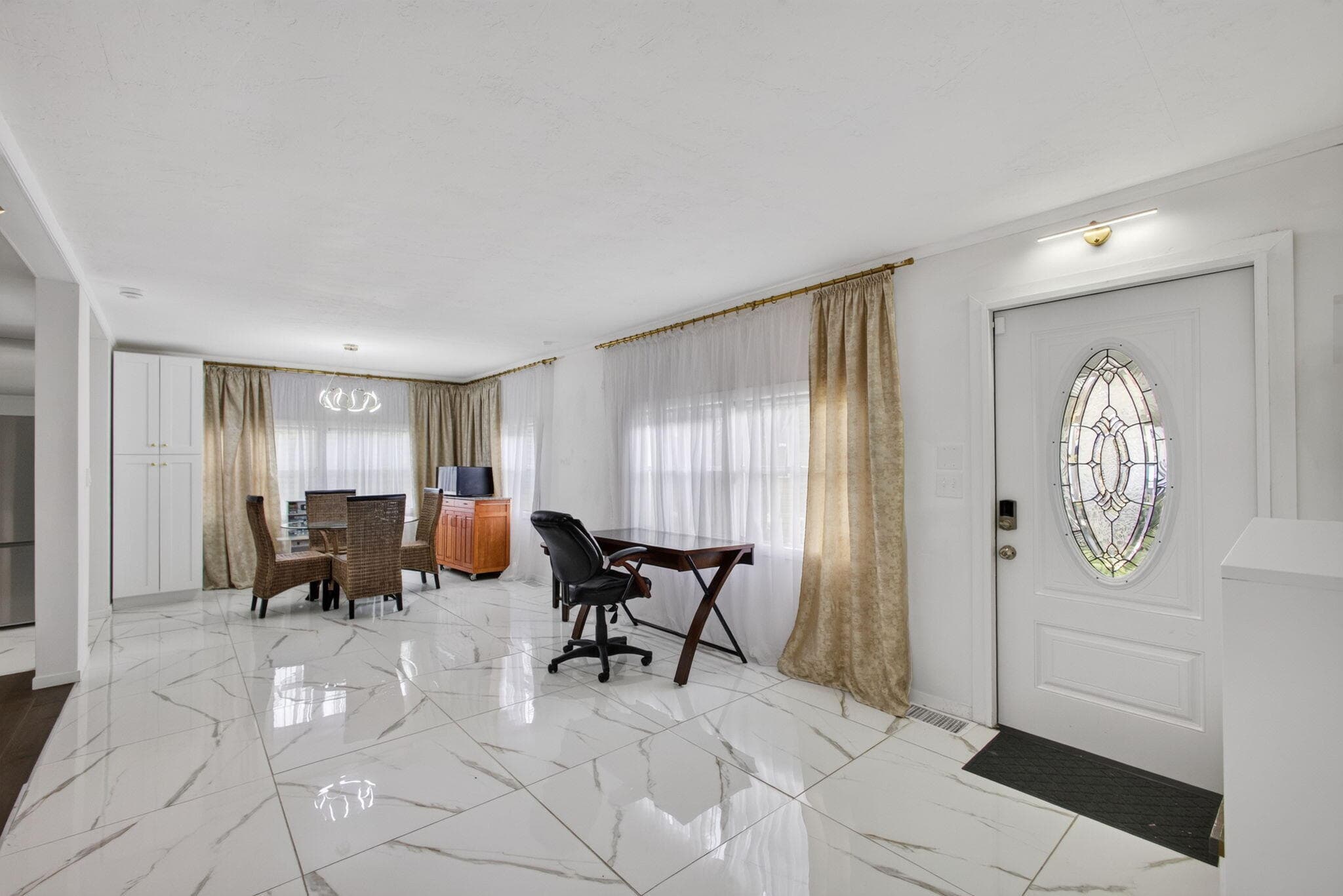 170 Maple Avenue W, Palm Beach Gardens, FL 33410 — photo 11 of 63