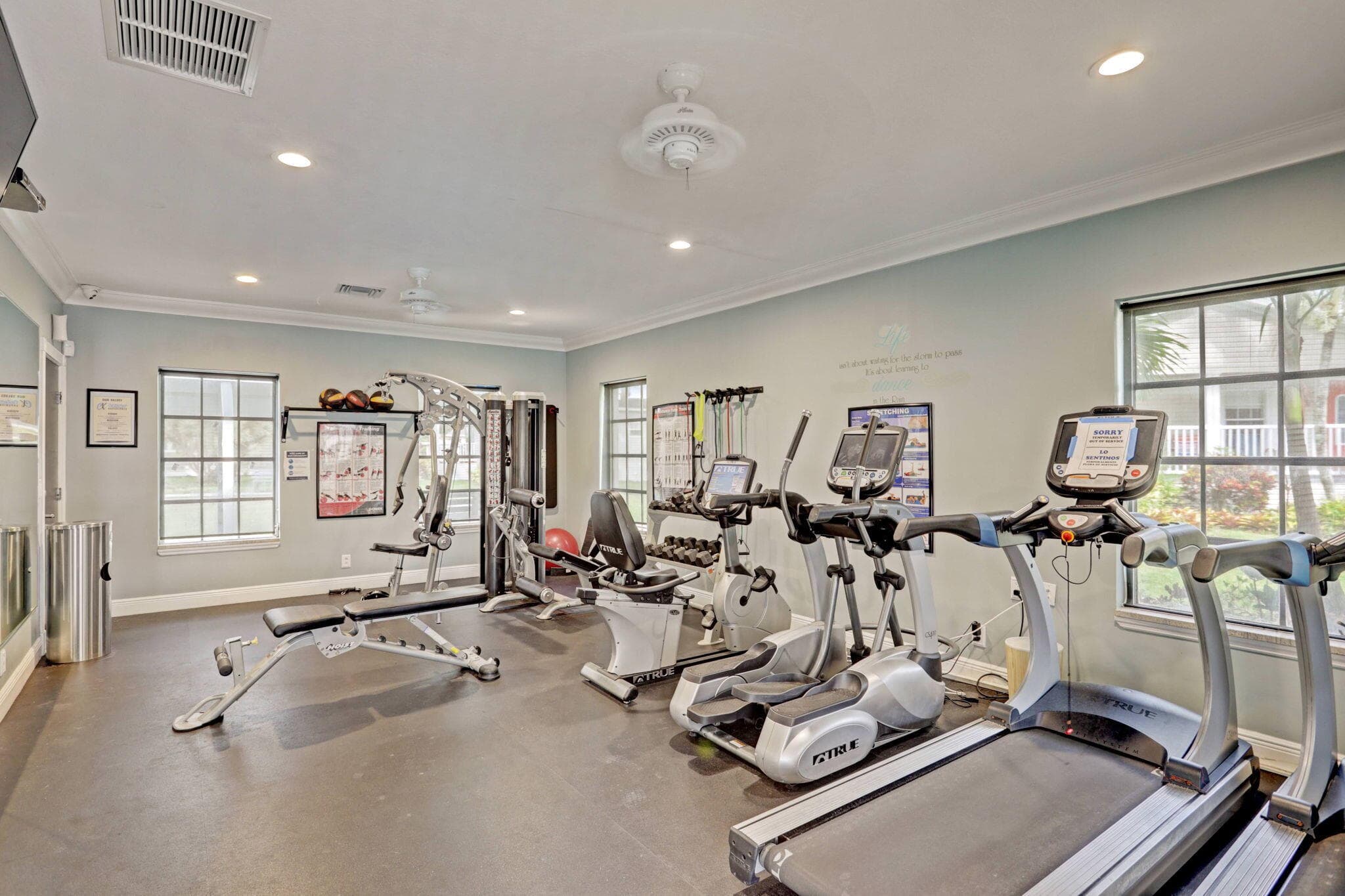 170 Maple Avenue W, Palm Beach Gardens, FL 33410 — photo 57 of 63
