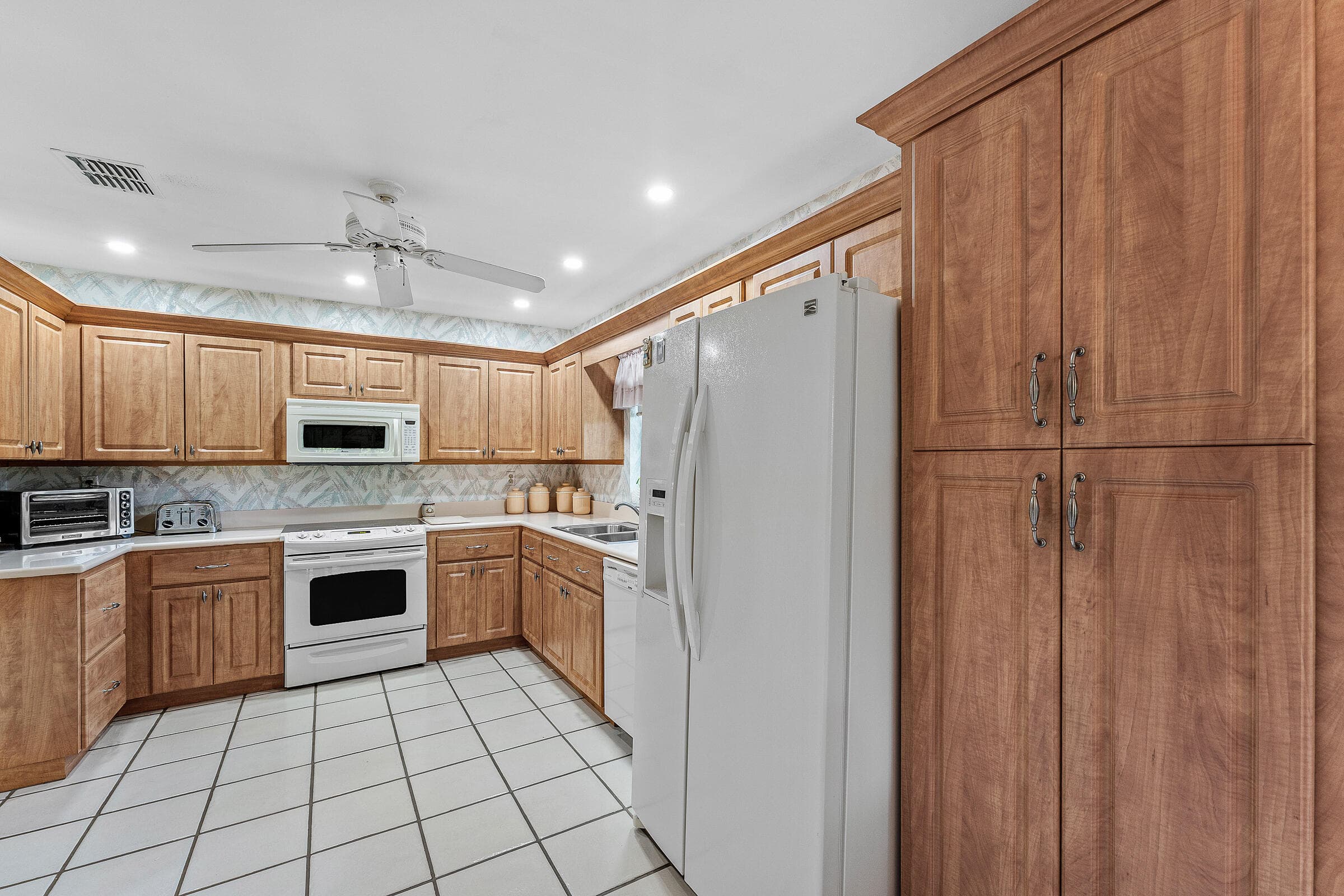 7852 Cloverfield Circle, Boca Raton, FL 33433 — photo 23 of 41
