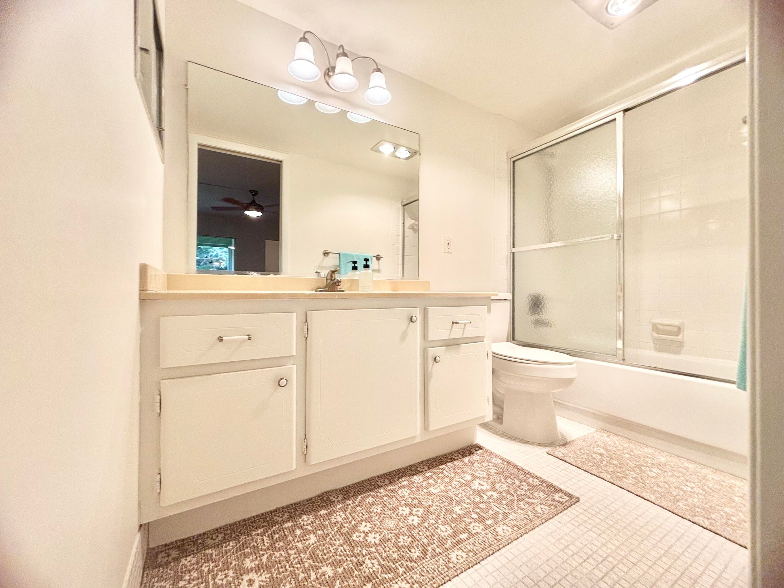2069 Oakridge F Unit 2069, Deerfield Beach, FL 33442 — photo 7 of 64