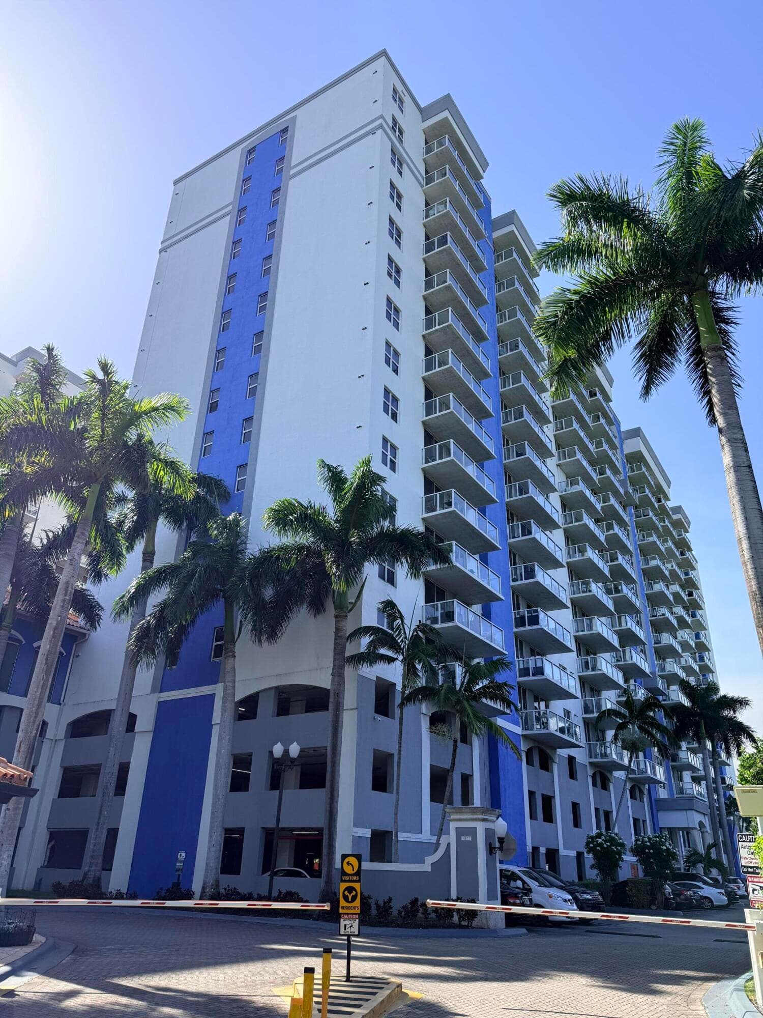 5077 NW 7th Street 914, Miami, FL 33126 — photo 2 of 46