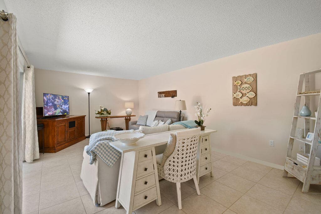 3900 SE County Line Road 22a, Jupiter, FL 33469 — photo 8 of 50