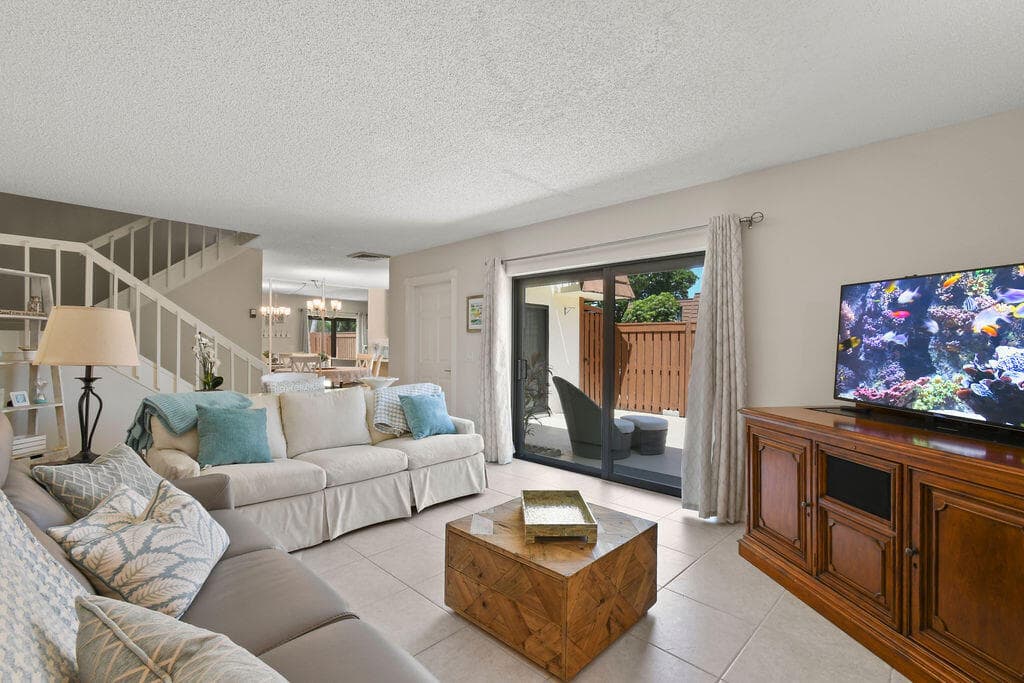 3900 SE County Line Road 22a, Jupiter, FL 33469 — photo 13 of 50