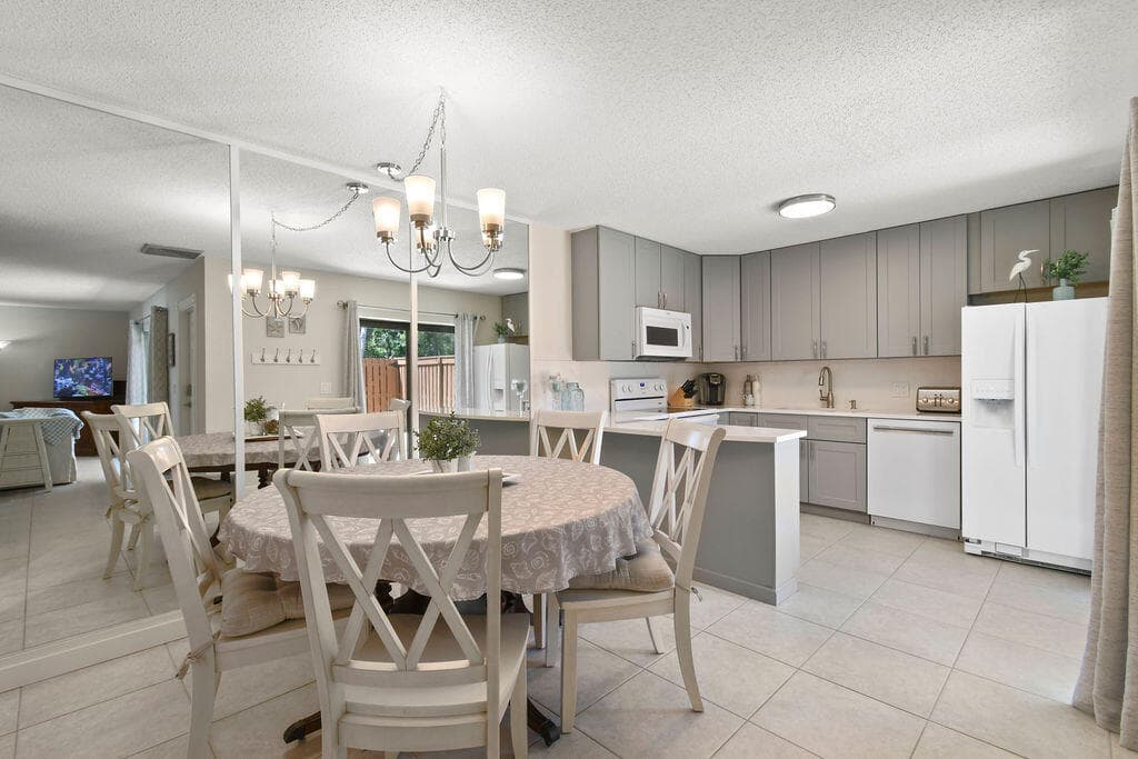 3900 SE County Line Road 22a, Jupiter, FL 33469 — photo 15 of 50
