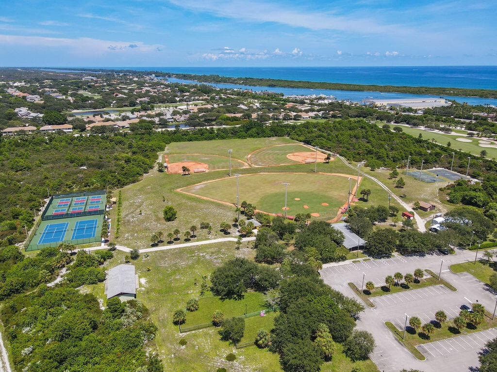 3900 SE County Line Road 22a, Jupiter, FL 33469 — photo 49 of 50