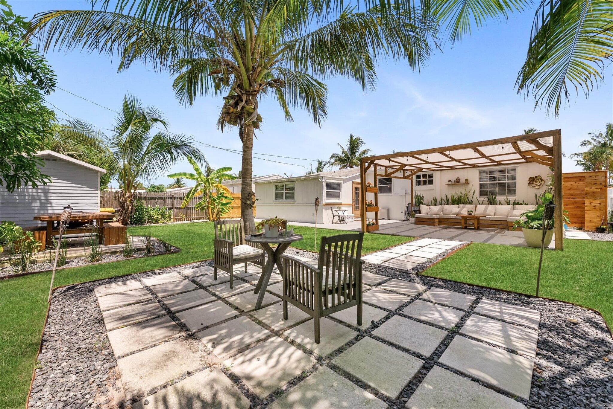 350 Forest Hill Boulevard, West Palm Beach, FL 33405 — photo 30 of 35