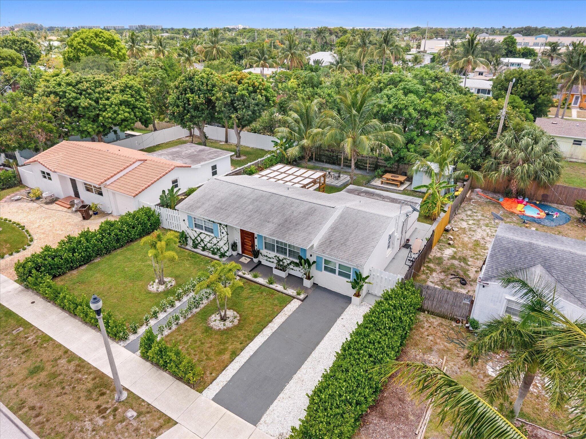350 Forest Hill Boulevard, West Palm Beach, FL 33405 — photo 33 of 35