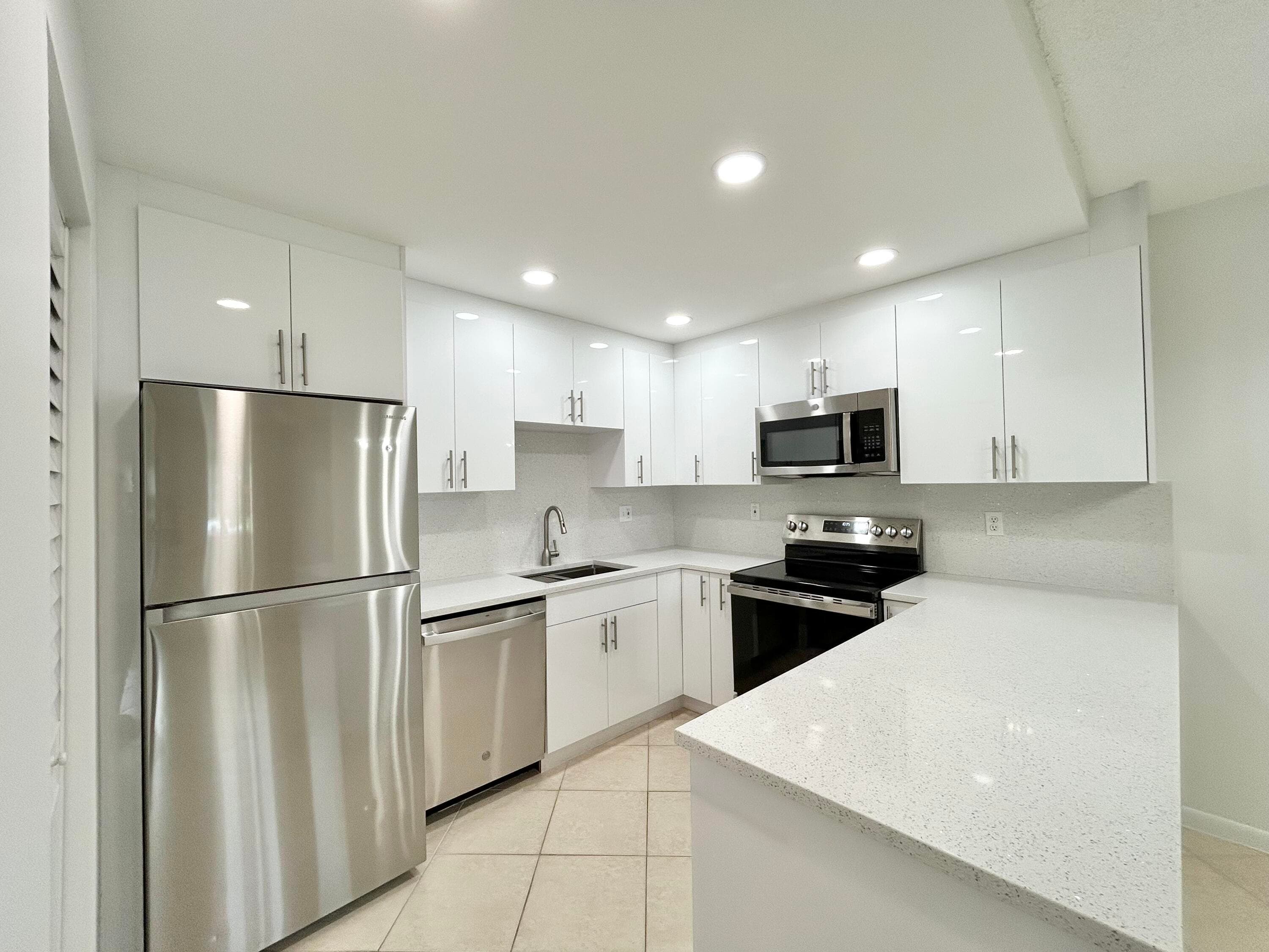 418 Pine Glen Lane C-1, Greenacres, FL 33463 — photo 5 of 57