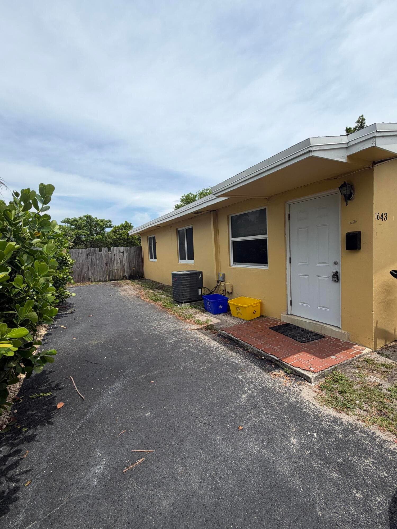 1643 NE 3rd Avenue, Delray Beach, FL 33444 — photo 2 of 13
