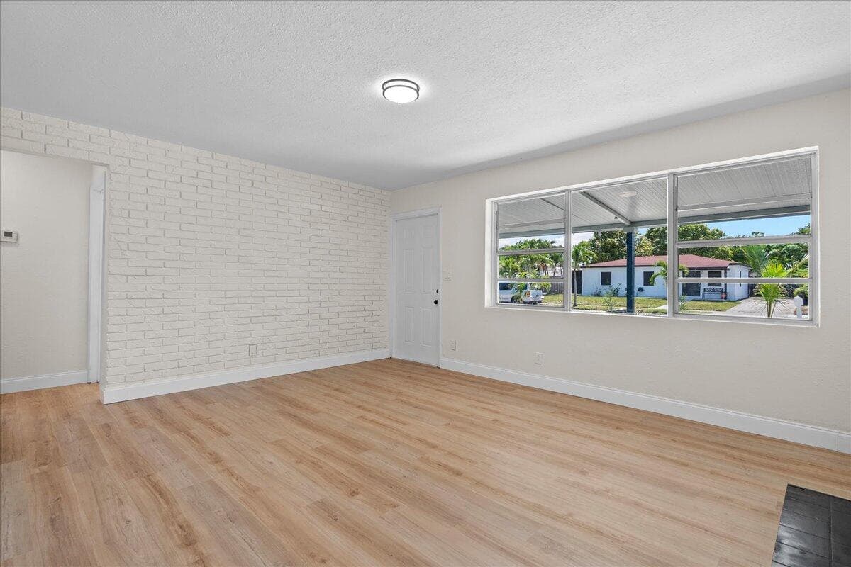 1306 S C Terrace, Lake Worth Beach, FL 33460 — photo 7 of 16