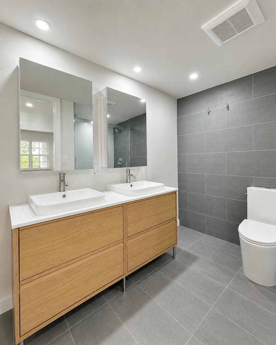 4030 W Palm Aire Drive 206, Pompano Beach, FL 33069 — photo 10 of 16