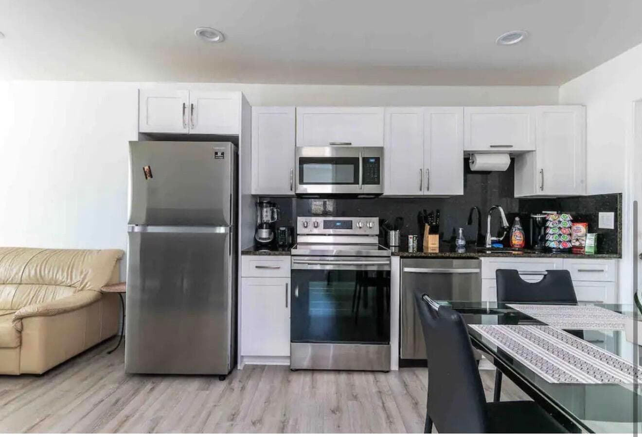 2499 NE 2nd Avenue B, Boca Raton, FL 33431 — photo 3 of 12