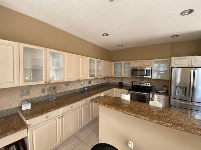 7705 Thornlee Drive, Lake Worth, FL 33467 — photo 4 of 14